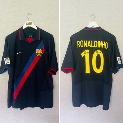 Barcelona away football shirt 2003/04 Ronaldinho Large