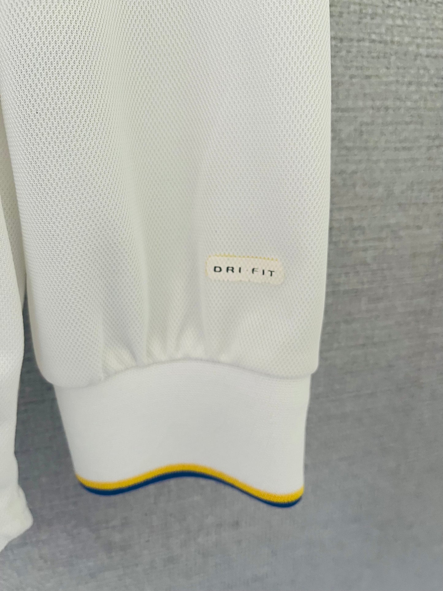 Leeds United home football shirt 2000/02 L/S Viduka XL