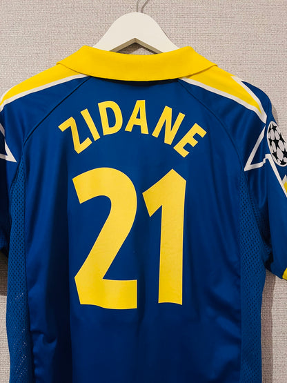 Juventus away football shirt 1997/98 Zidane Small