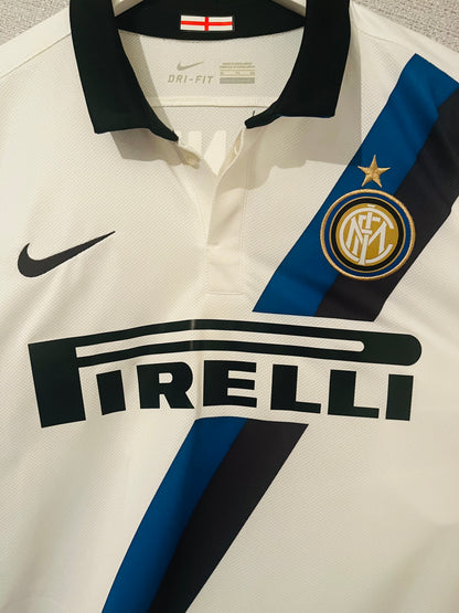 Inter Milan away football shirt
2011/12 Zanetti XL