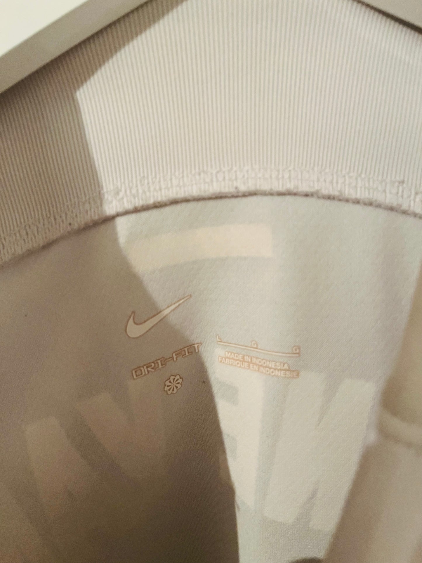 Barcelona away football shirt 2023/24 Lamine Yamal Large