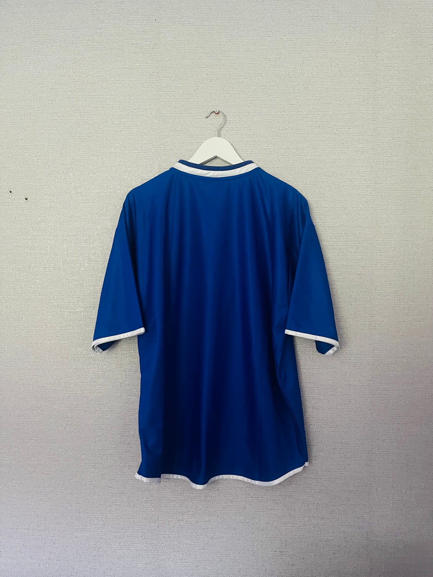 Chesterfield home football shirt
2001/02 XL