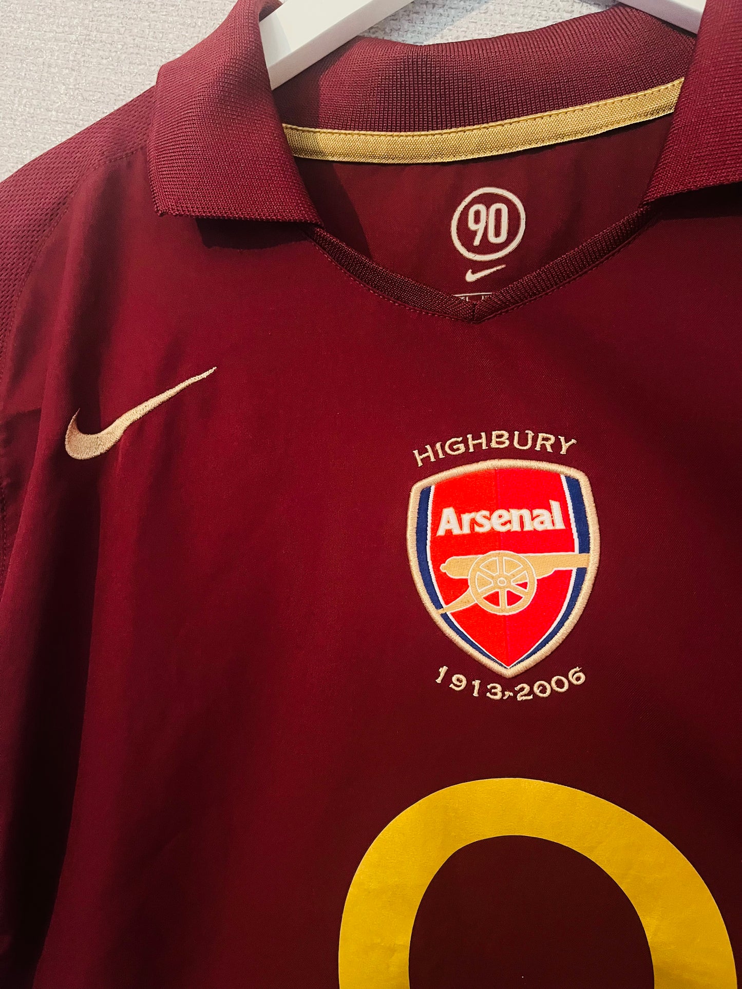 Arsenal home football shirt 2005/06 Bergkamp Large
