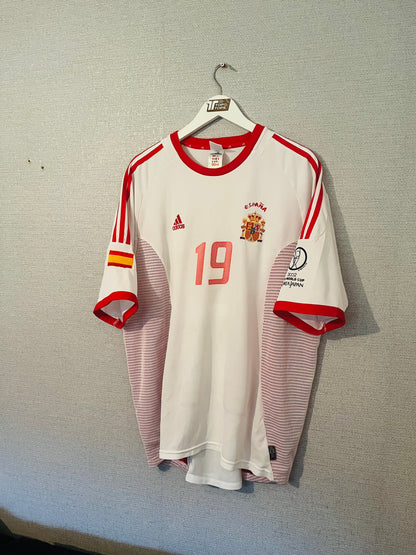 Spain away football shirt
W/C 2002 Xavi XXL