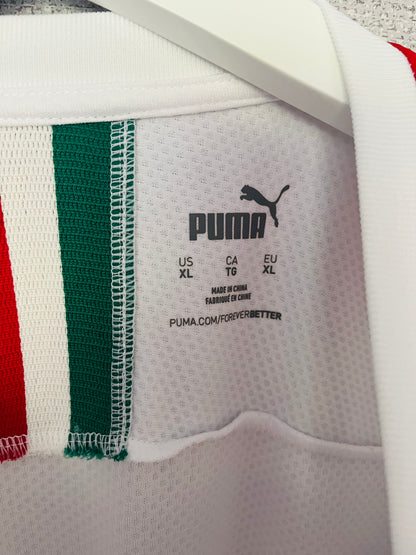 AC Milan away football shirt
2019/20 Zlatan XL