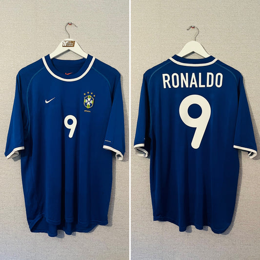 Brazil away football shirt
2000/02 R9 Large