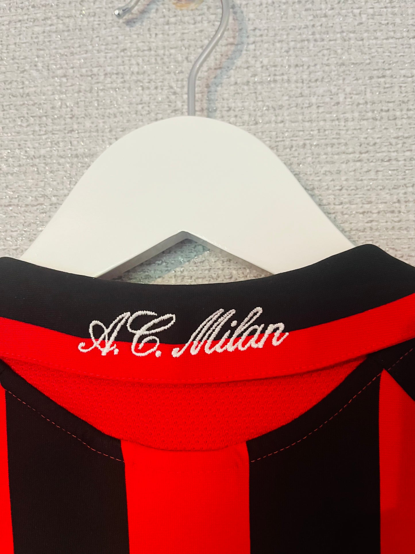 AC Milan home football shirt
2005/06 Kaka Medium