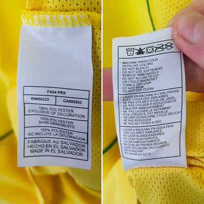 Brazil home football shirt 2004/06 Ronaldo Large