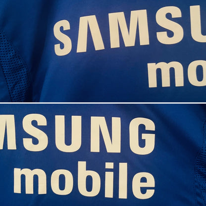 Chelsea home football shirt
2006/08 Drogba Large