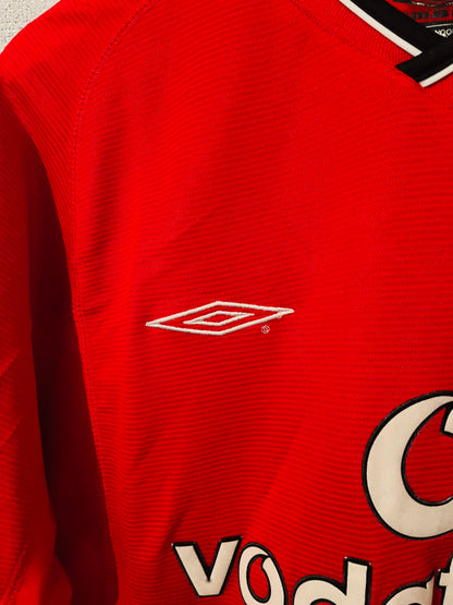 Manchester United home football shirt 2000/02 Beckham Small