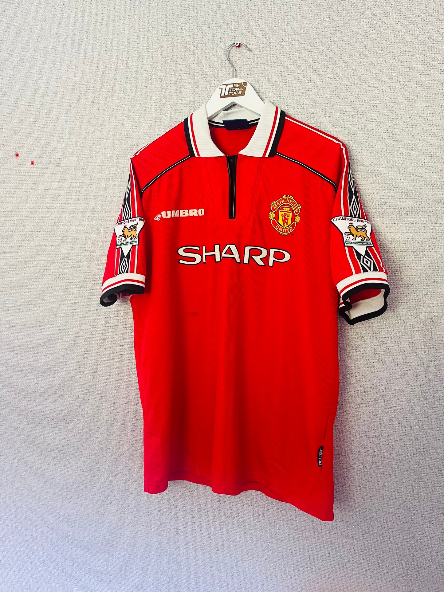 Manchester United home football shirt 1999/2000 Beckham XL