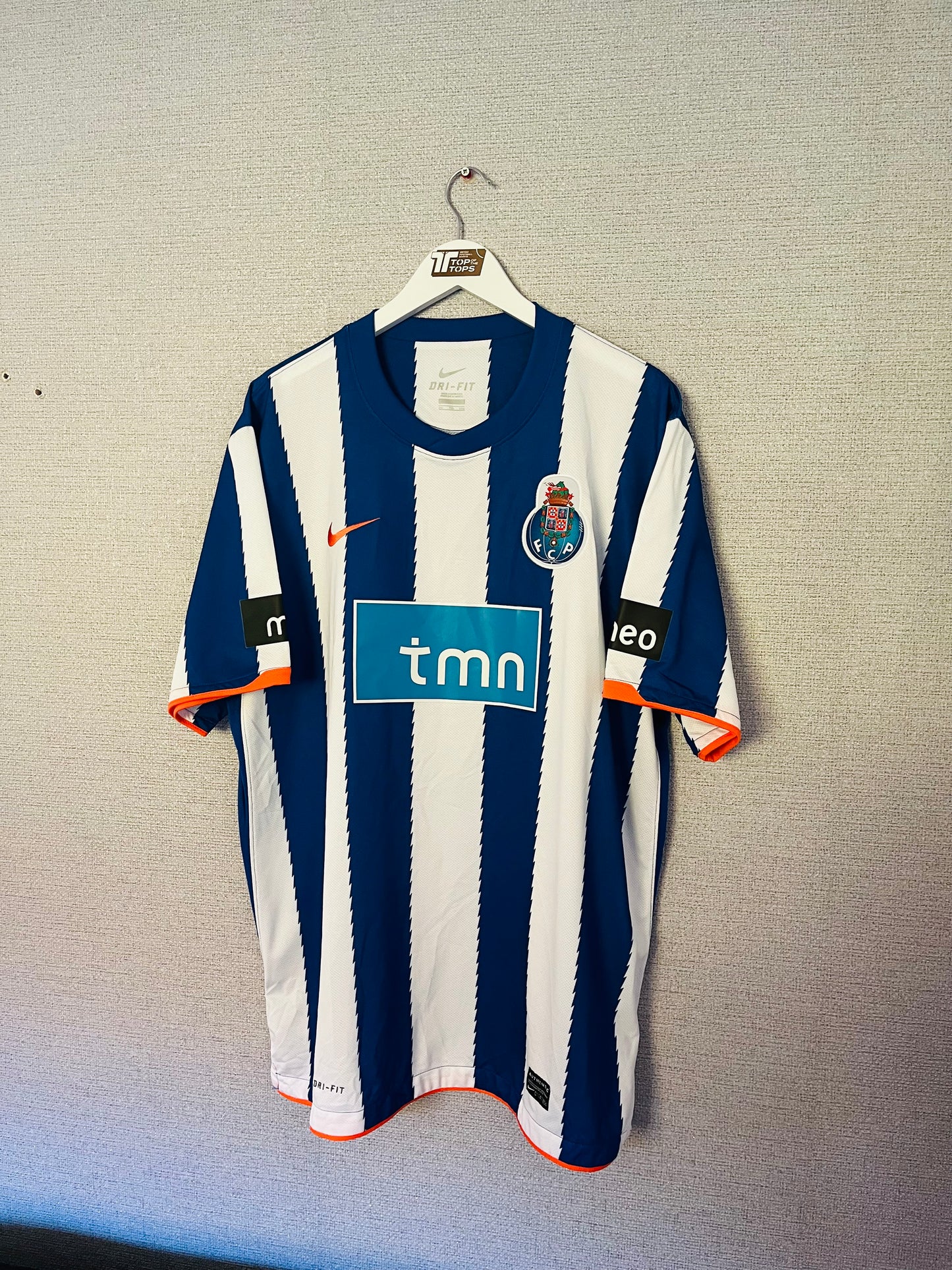 Porto home football shirt 2010/11 Falcao XXL
