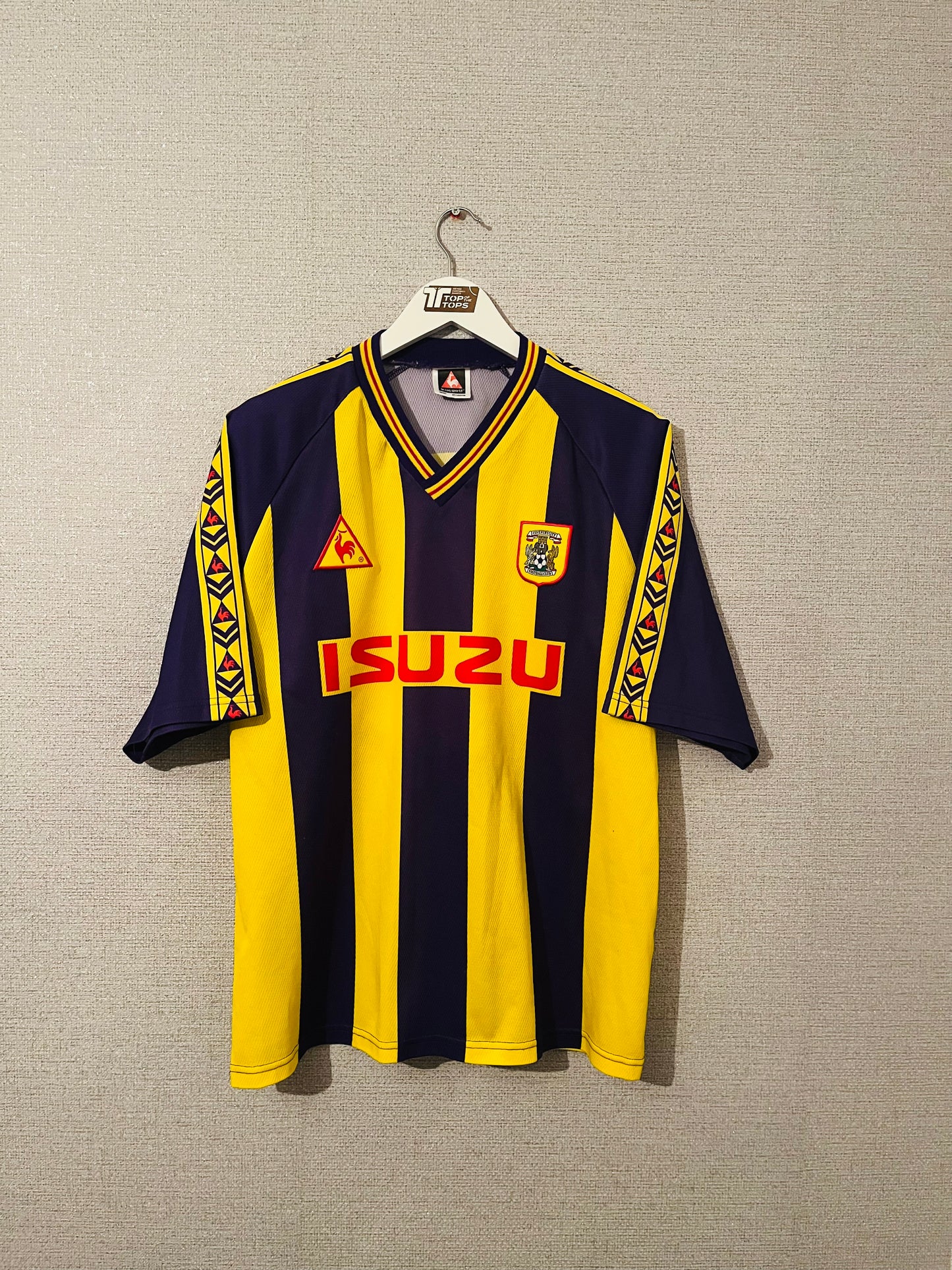 Coventry City away football shirt
1998/99 Large