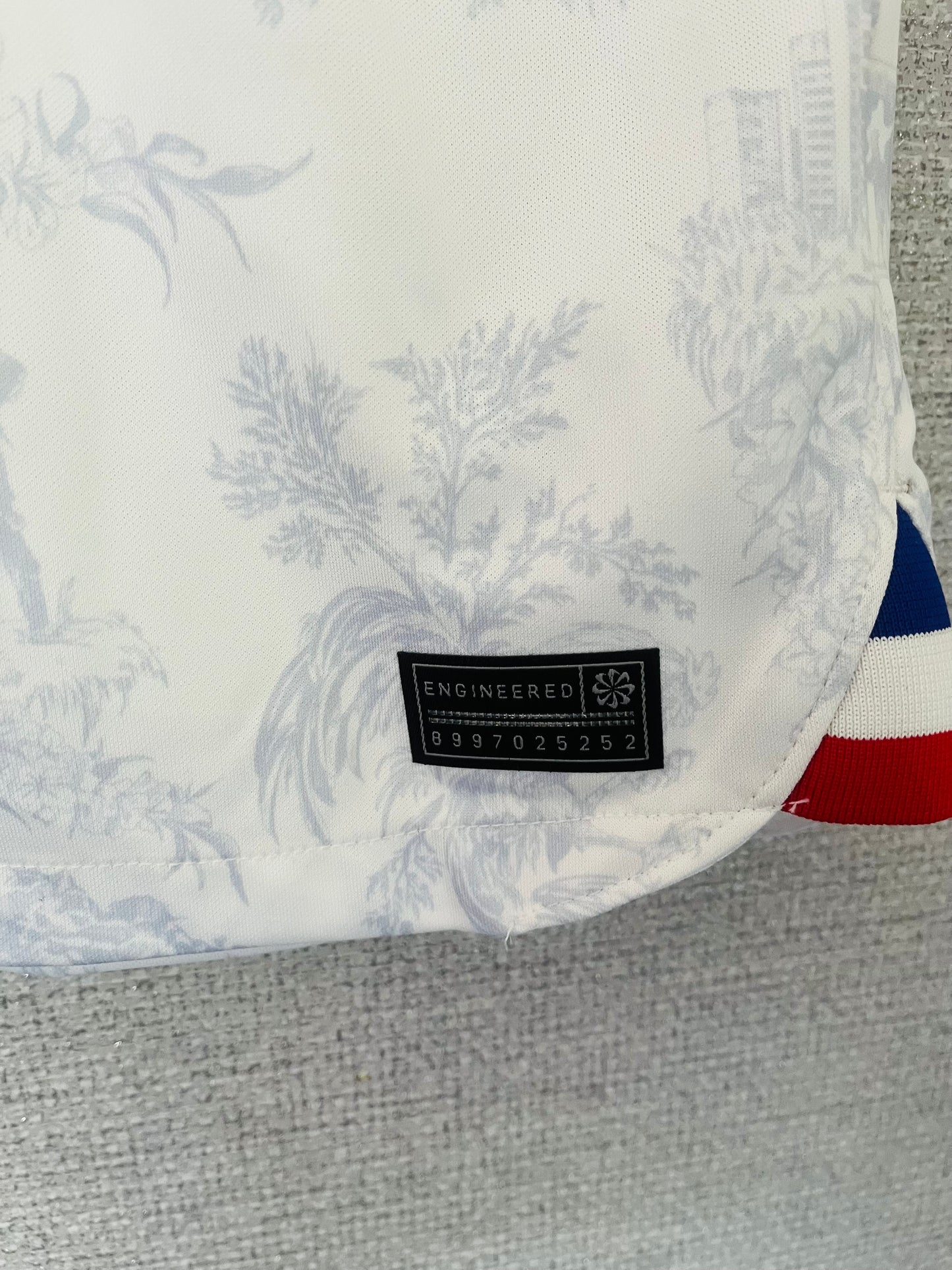 France away football shirt World Cup 2022 Mbappe XXL