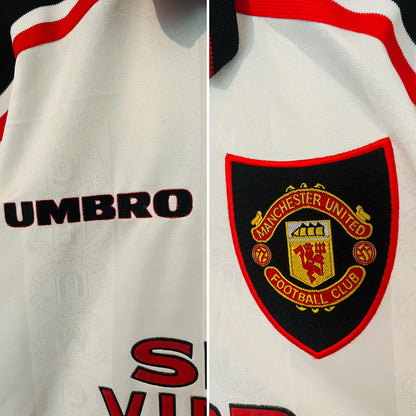 Manchester United away football shirt 1997/99 Beckham medium