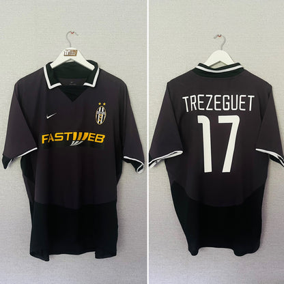 Juventus third football shirt
2003/04 Trezeguet Large