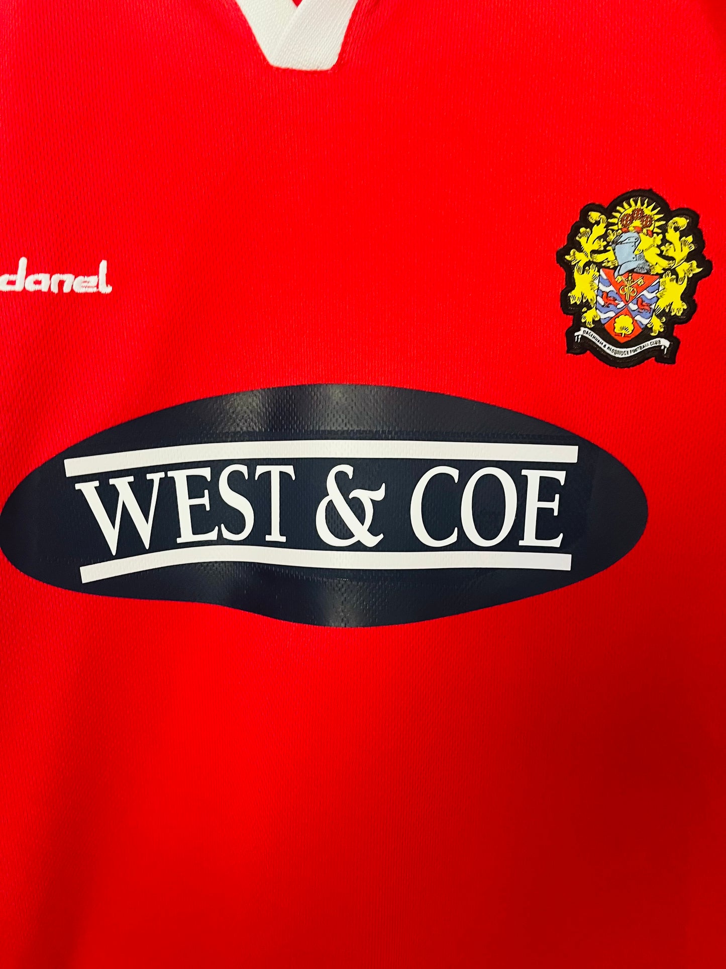 Dagenham & Redbridge home football shirt 2006/07 Large