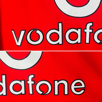 Manchester United home football shirt
2004/06 Saha Medium