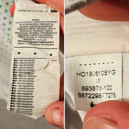 Portugal away football shirt        W/C 2018 CR7 Medium