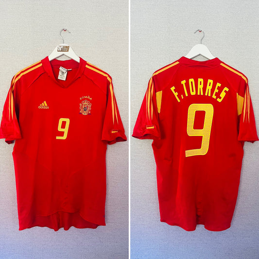 Spain home football shirt 2004/06 Torres Large