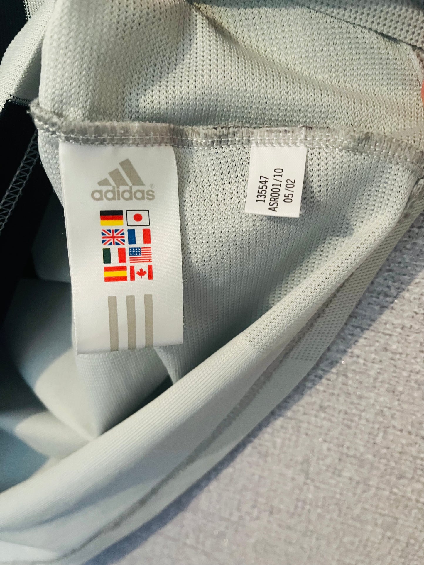 Newcastle United away football shirt 2002/03 Robert XL