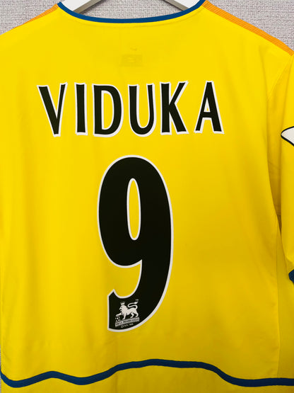 Leeds United away football shirt
2002/03 Viduka Medium