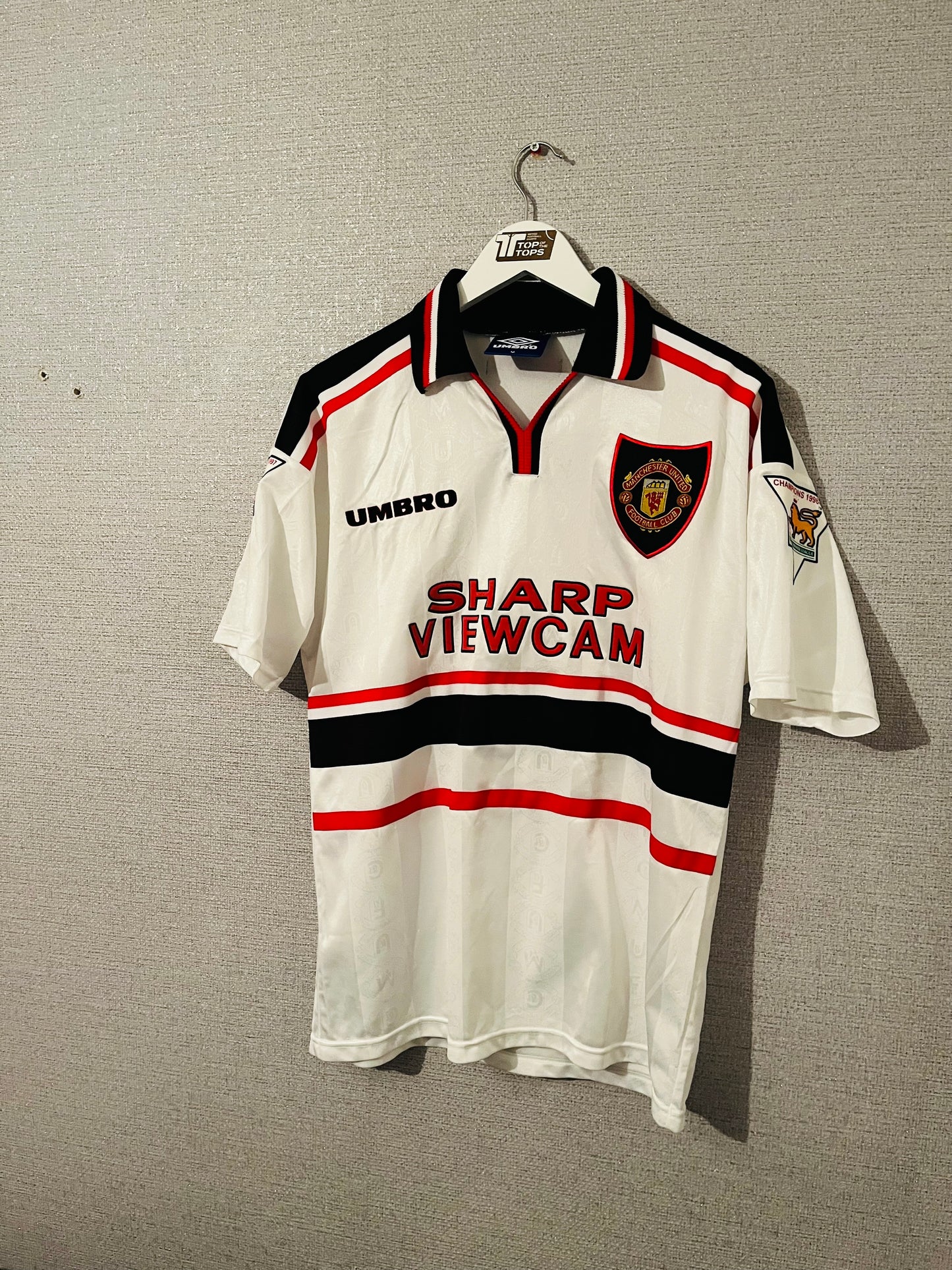 Manchester United away football shirt 1997/98 Beckham