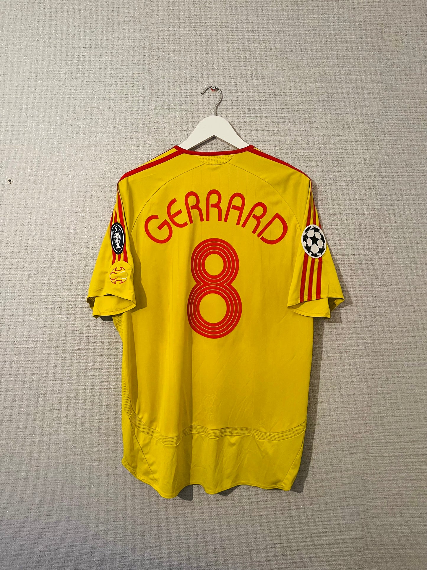 Liverpool away football shirt 2006/07 Gerrard Large