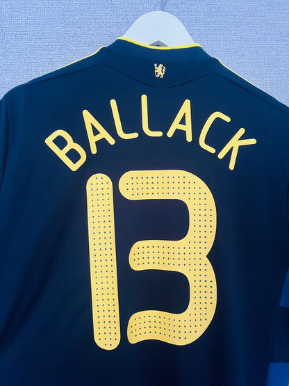 Chelsea away football shirt
2008/09 Ballack Medium