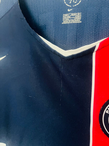 PSG home football shirt
2004/05 Pauleta Large