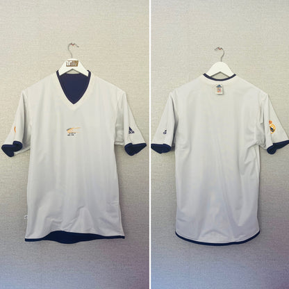 Real Madrid third reversible football shirt
2002/03 Zidane Small
