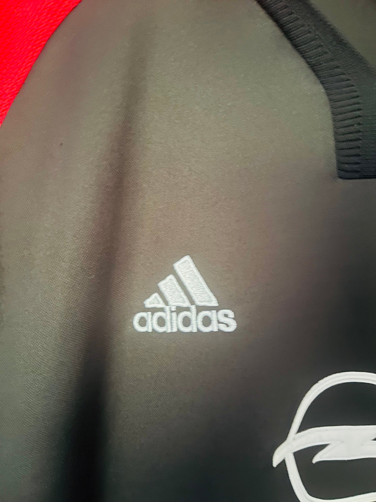 AC Milan third football shirt
2000/01 Maldini Large