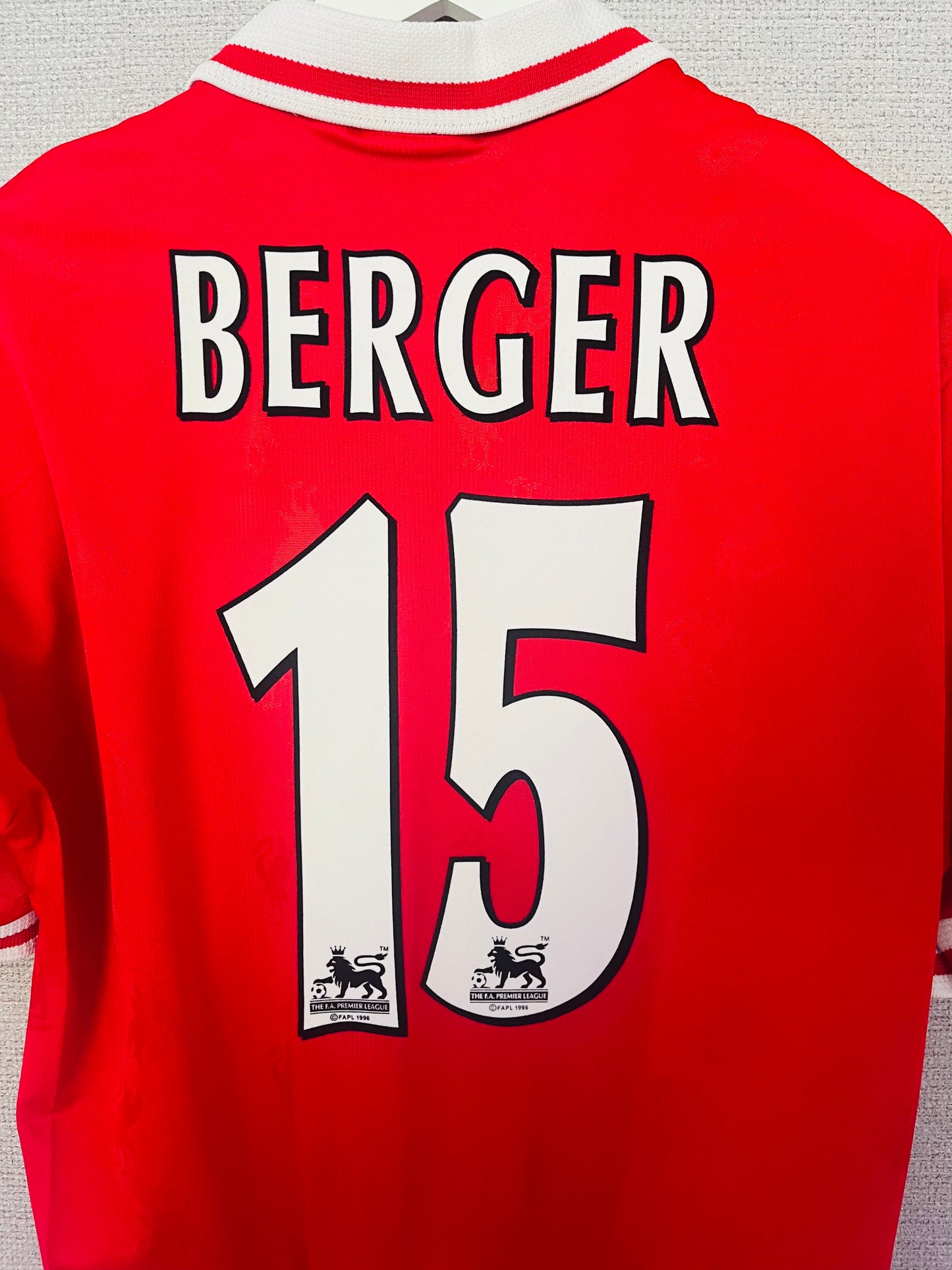 Liverpool home football shirt
1997/98 Berger Medium
