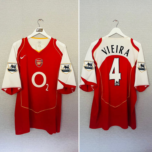 Arsenal home football shirt
2004/05 Vieira XXL