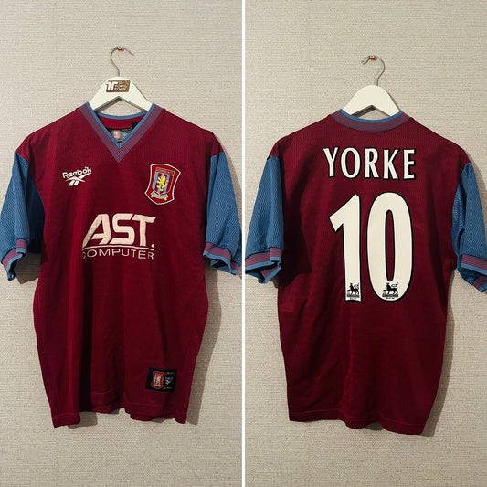 Aston Villa home football shirt
1997/98 Yorke Medium