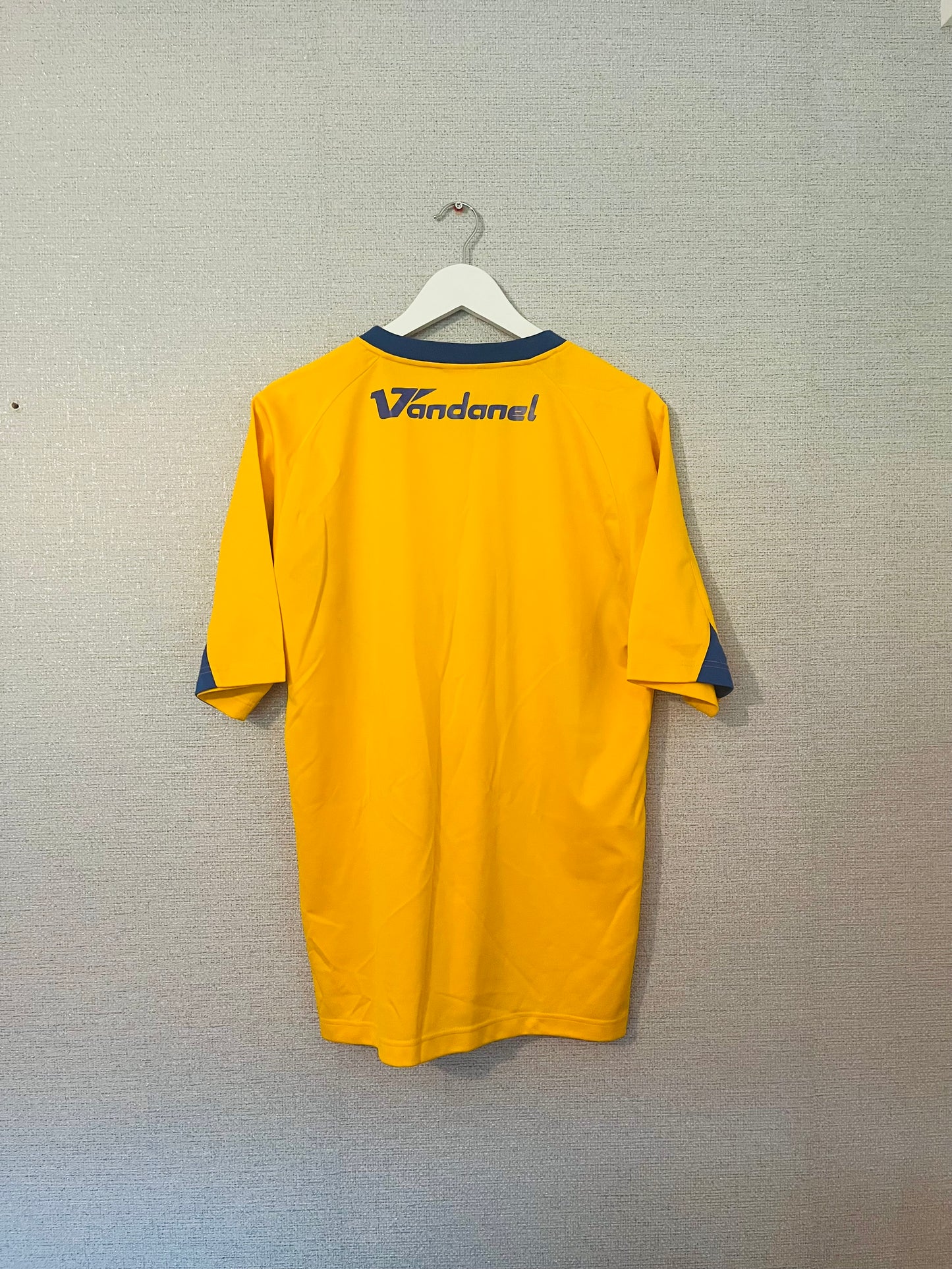 Torquay United home football shirt
2007/08 Large