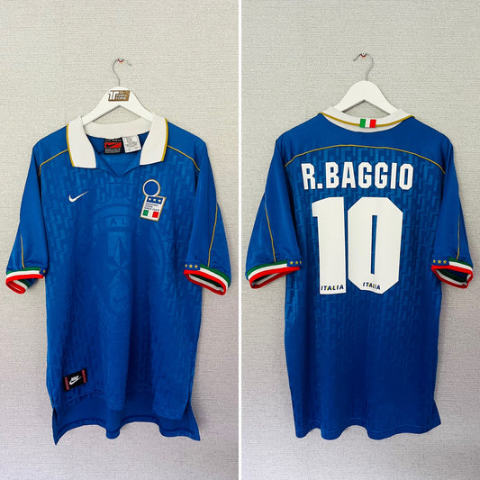 Italy home football shirt 1995/96 Baggio XL