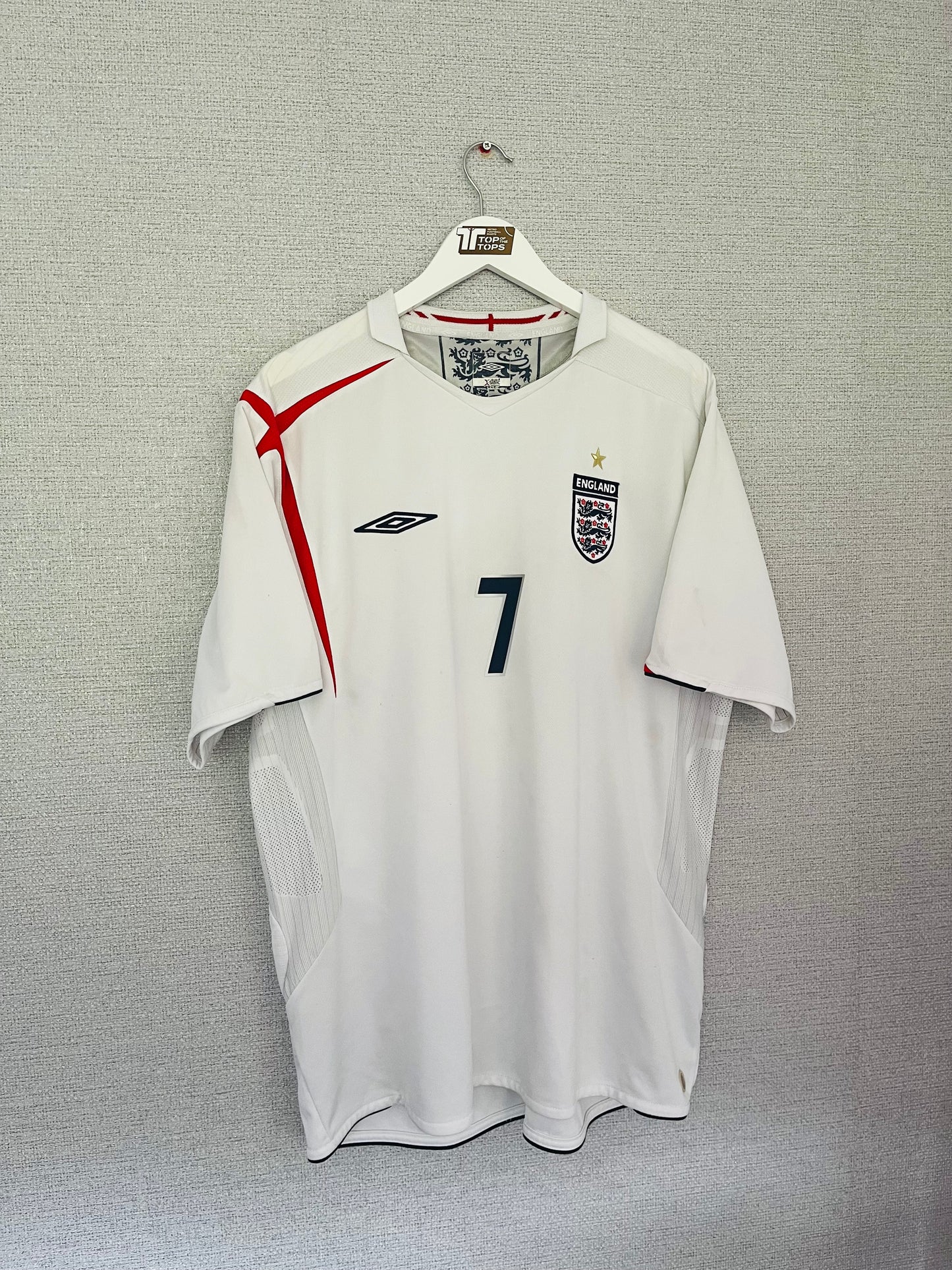 England home football shirt
W/C 2006 Beckham XXL