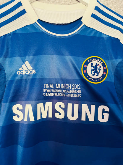 Chelsea home football shirt
2011/12 Drogba Medium