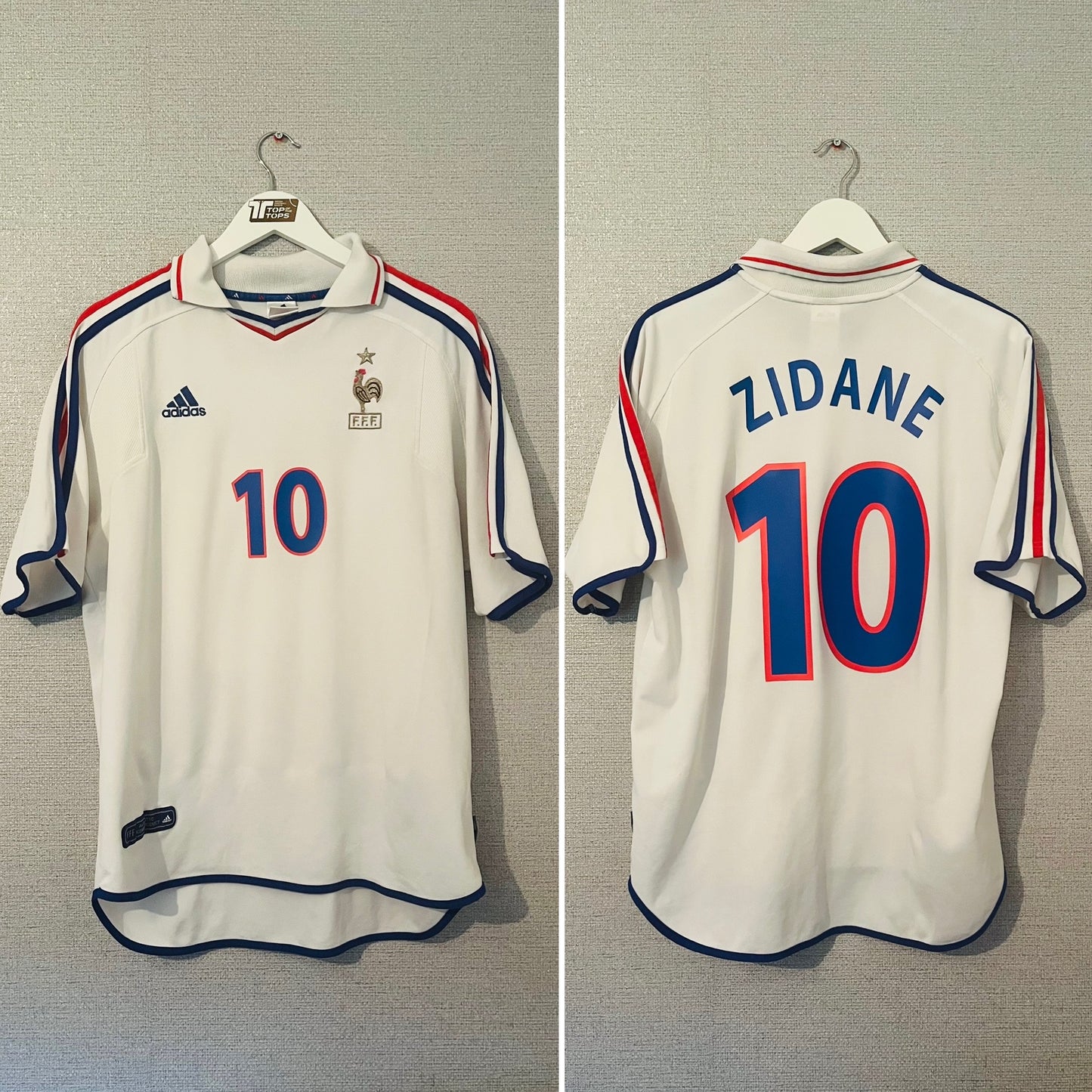 France away football shirt
Euro 2000 Zidane Large