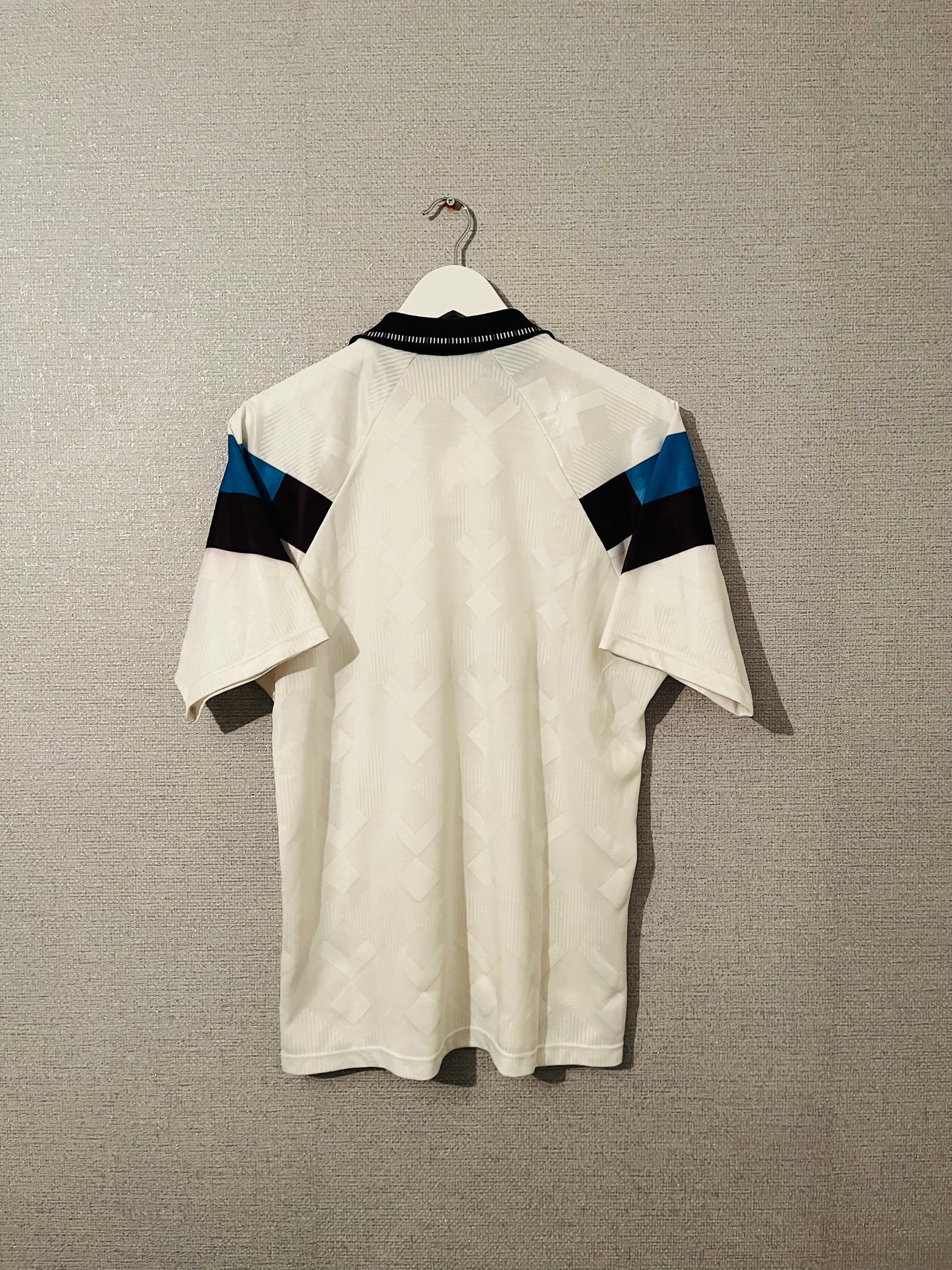 Aston Villa away football shirt
1990/92 Medium