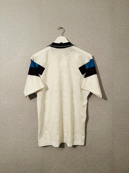 Aston Villa away football shirt
1990/92 Medium