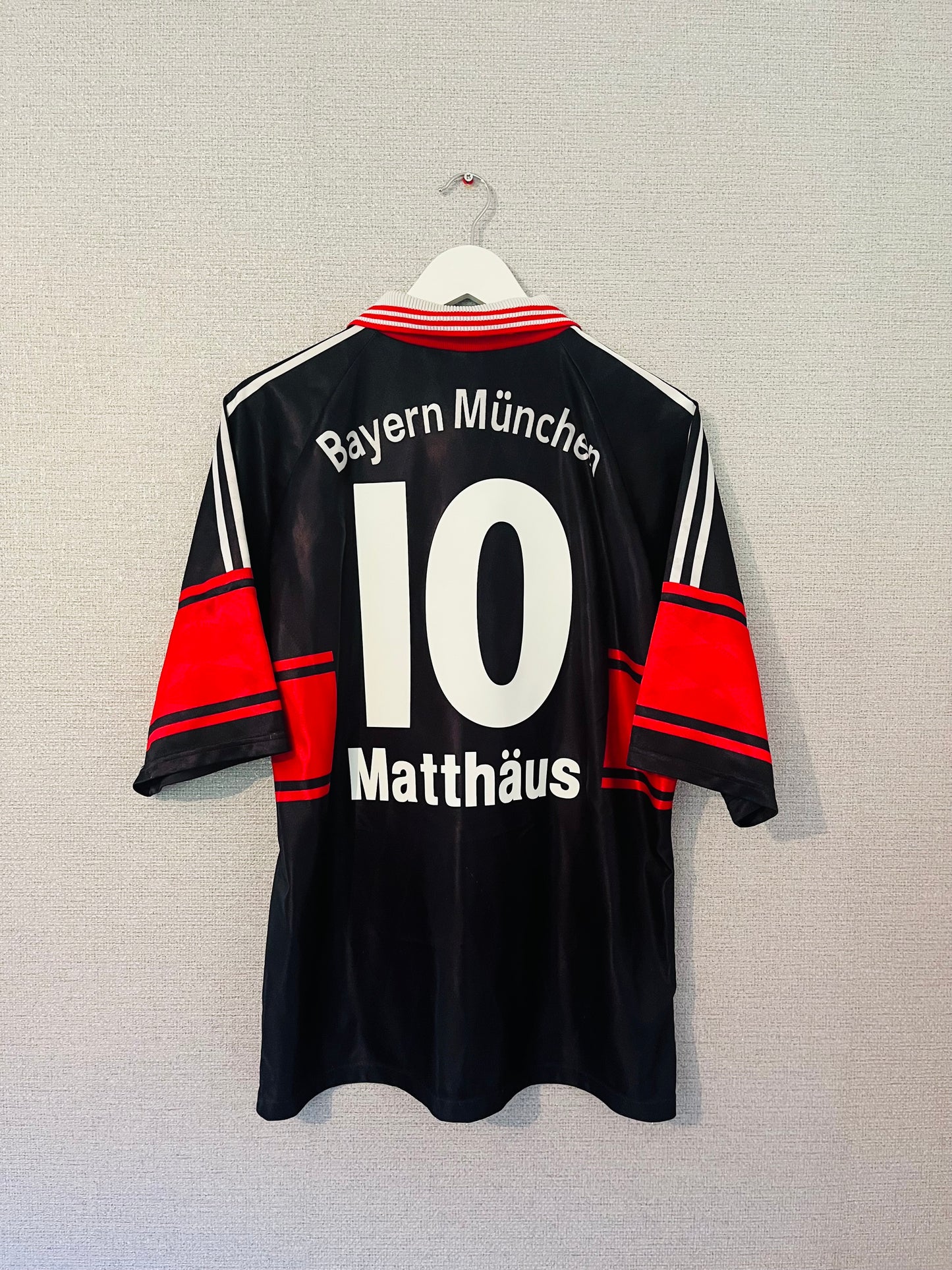 Bayern Munich home football shirt 1997/98 Matthaus Large