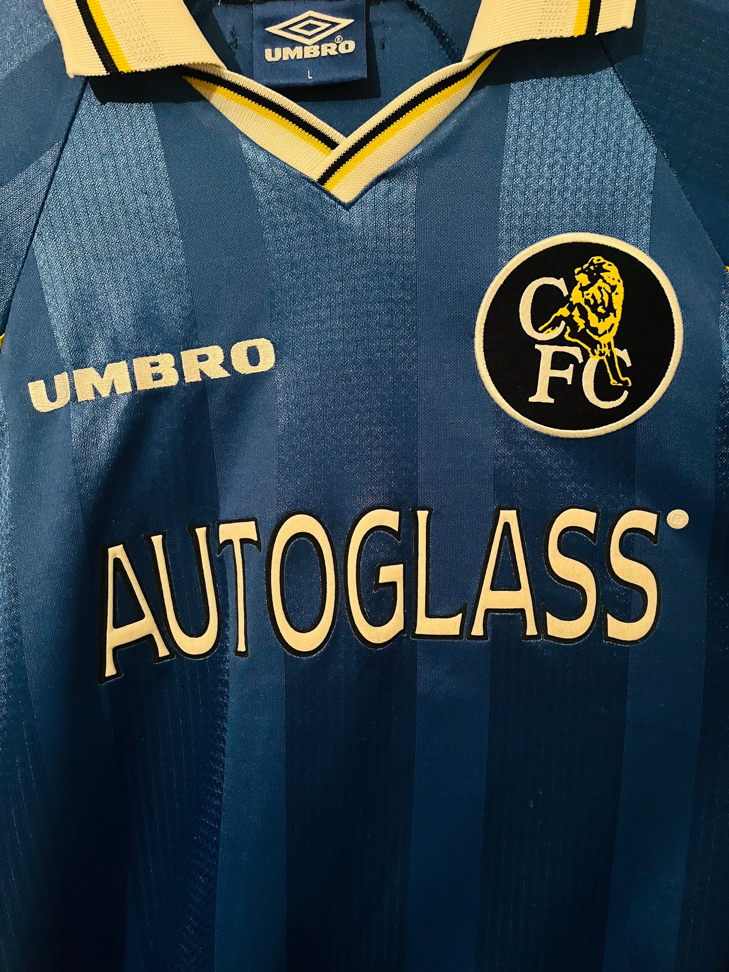 Chelsea home football shirt 1997/99 Zola Large