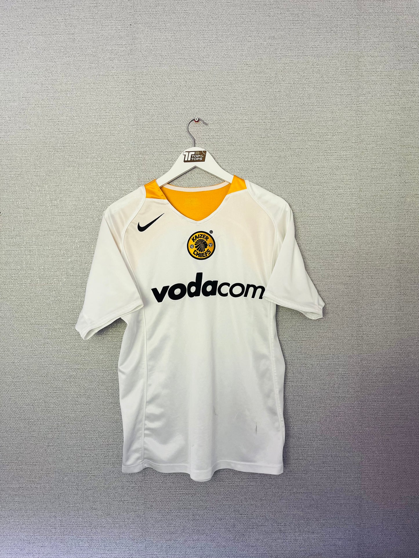 Kaizer Chiefs away football shirt 2004/05 medium