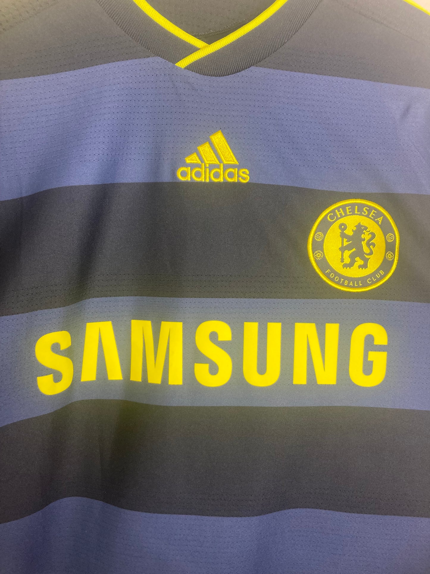 Chelsea away football shirt 2009/10 Drogba XL