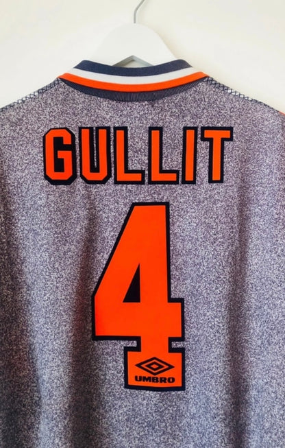 Chelsea away football shirt Gullit