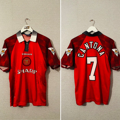 Manchester United home football shirt 1996/97 Cantona Medium