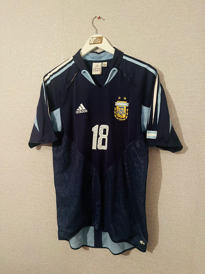 Argentina away football shirt 2004/05 Messi Medium