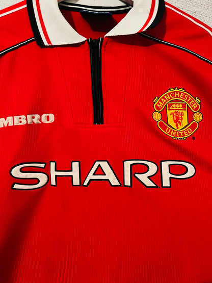 Manchester United home football shirt 1999/2000 Beckham XL